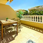 Апартаменты Primavera With Heated Pool