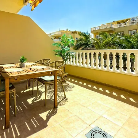 Apartment Primavera With Heated Pool